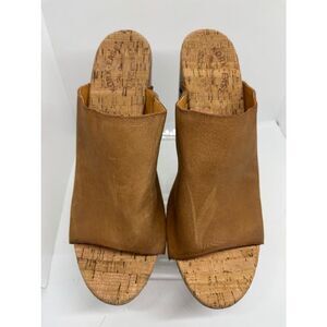 NWOT Kork-Ease Platform Sandal Heels Leather Upper Slip-On Balance Man-Made 10 M